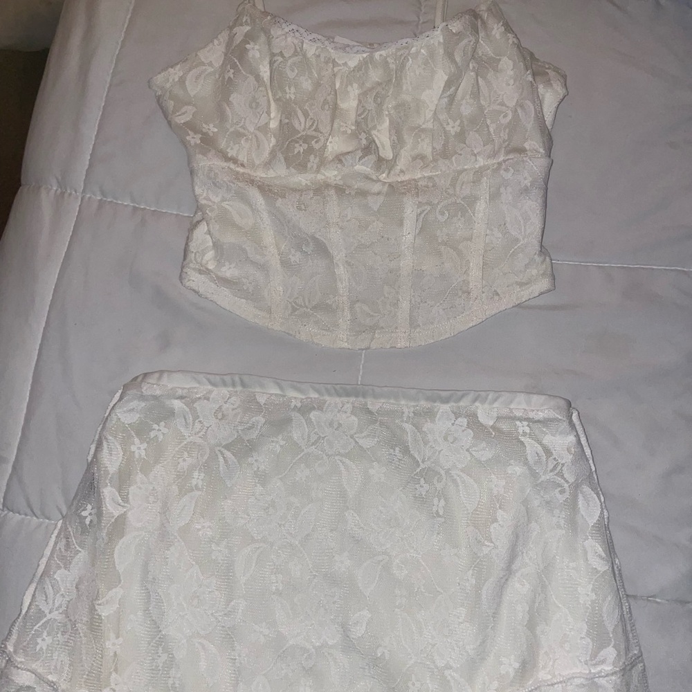 No Boundaries White Lace Top